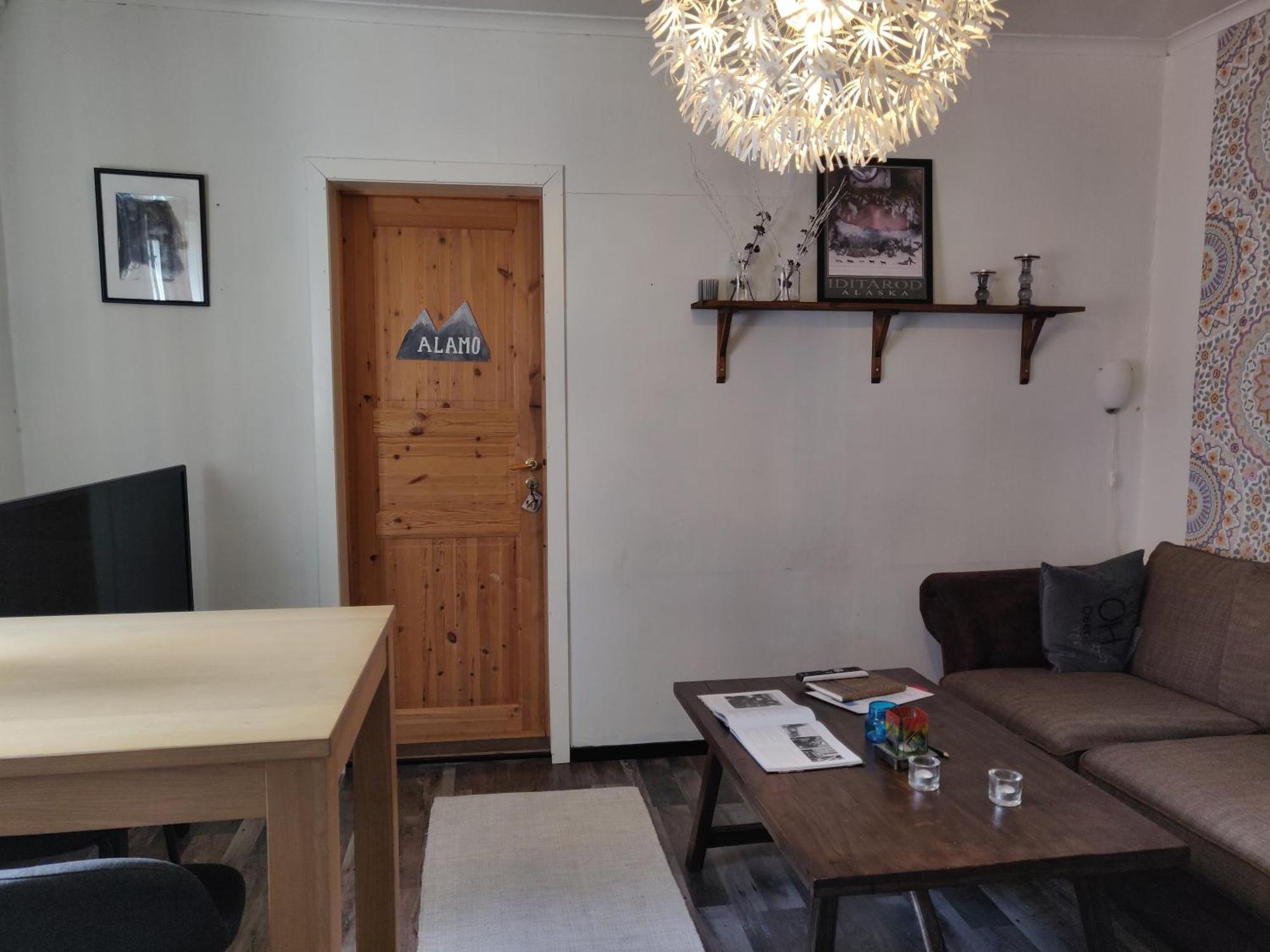 Husky Lodge Hostel คิรูนา ภายนอก รูปภาพ