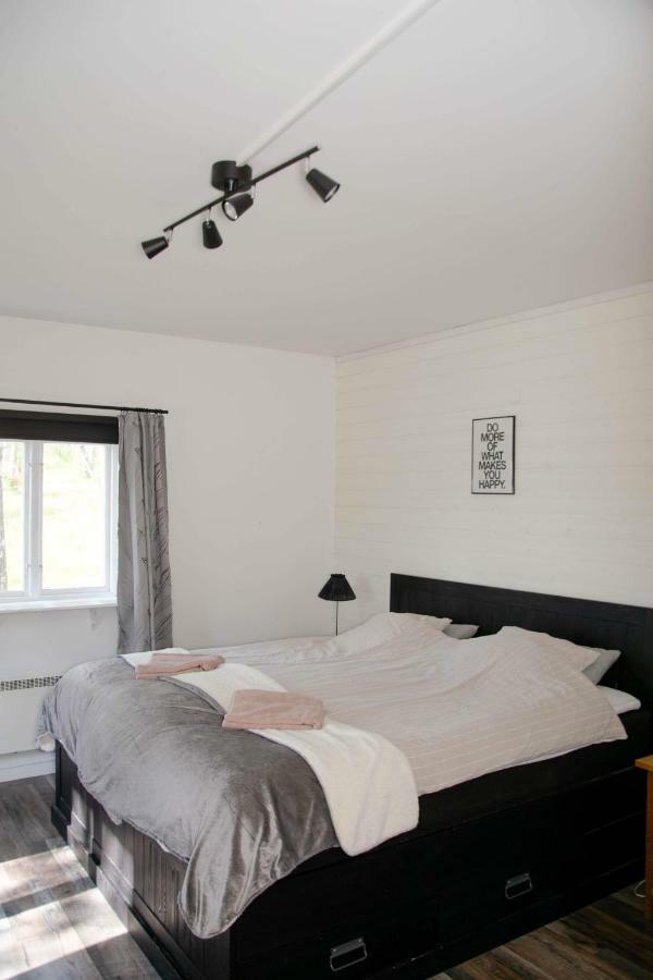 Husky Lodge Hostel คิรูนา ภายนอก รูปภาพ