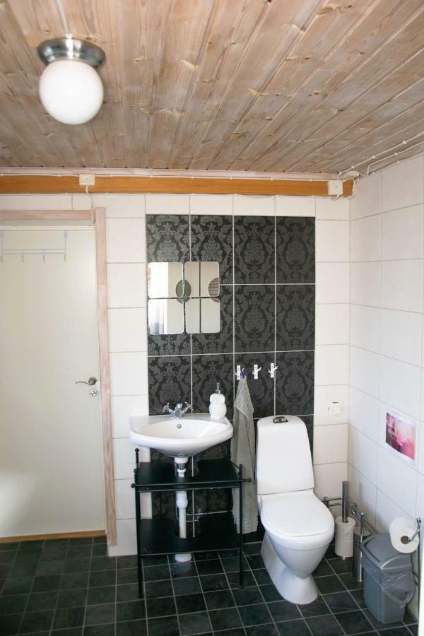Husky Lodge Hostel คิรูนา ภายนอก รูปภาพ